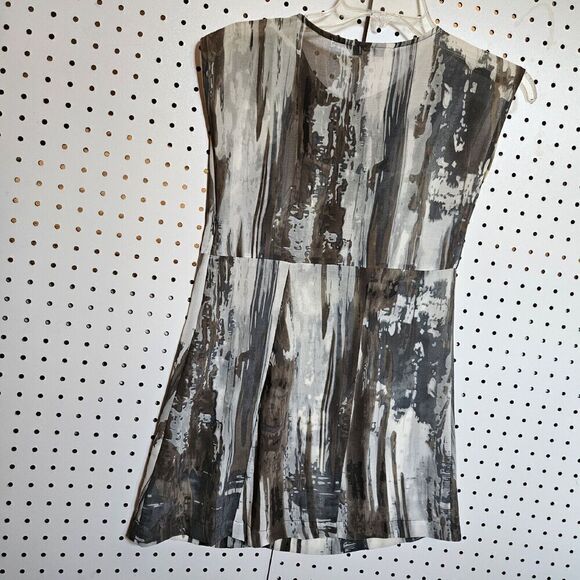 CAbi Tunic Size XS Watercolor Painted Gray Keyhole Style 651 Sleeveless Blouse - Picture 2 of 6